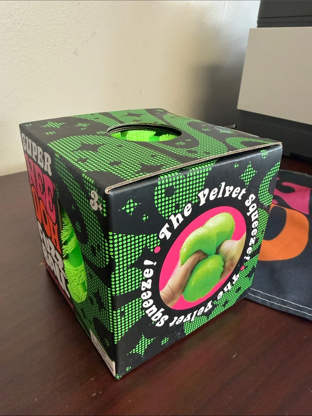 Velvet Super Nee Doh Fuzz Ball - Neon Green